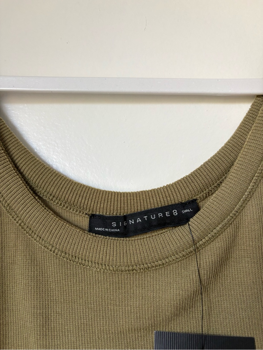 Signature8 Olive Ribbed Cropped Tank - Picture 3 of 3